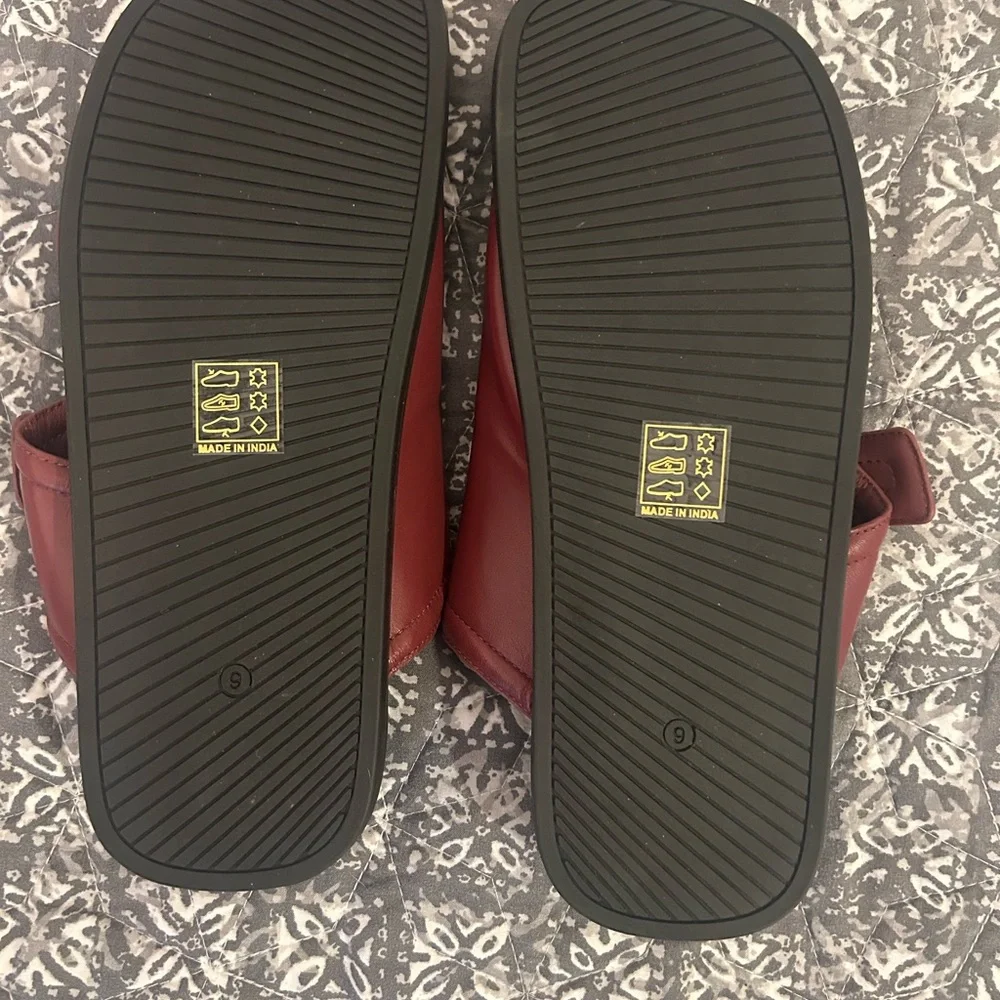 NWOT Free People Sage Sandals with Gold Buckles - Picture 3 of 7